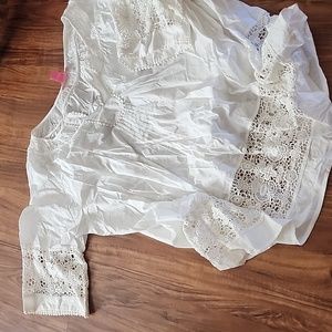 White shirt with lace accents